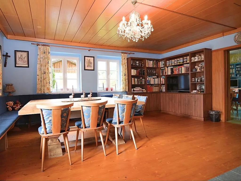 Ferienhaus Spacious Villa near Forest in Buchet Lam